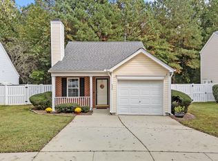 232 Adefield Ln, Holly Springs, NC 27540