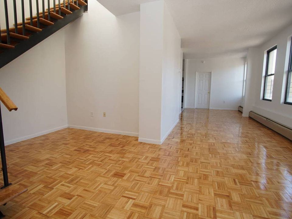 1st image of 27 Ludlow St