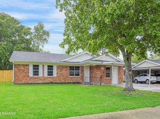 307 East Dr, New Iberia, LA 70563