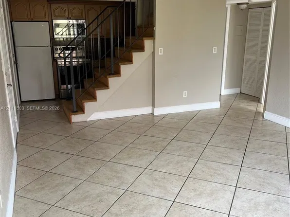8005 W 6th Ave APT H, Hialeah, FL 33014