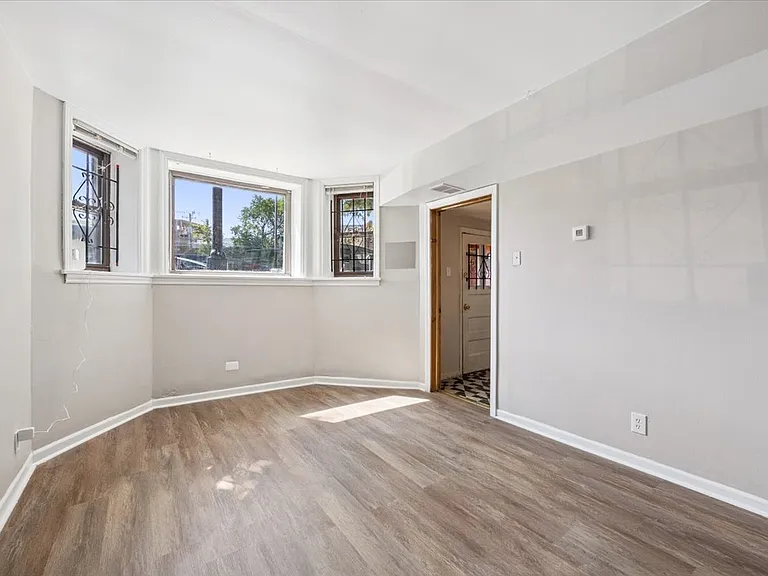 1128 W Diversey Pkwy #1G — Photo 12