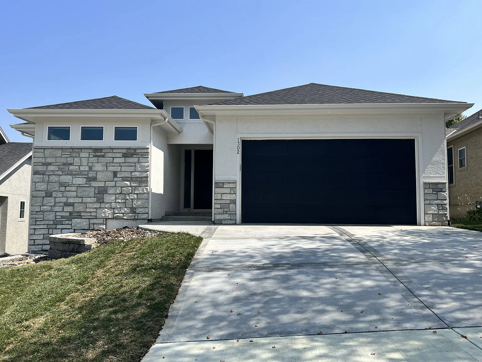 4 bed, 2392 sqft, $3,600 — Photo 1