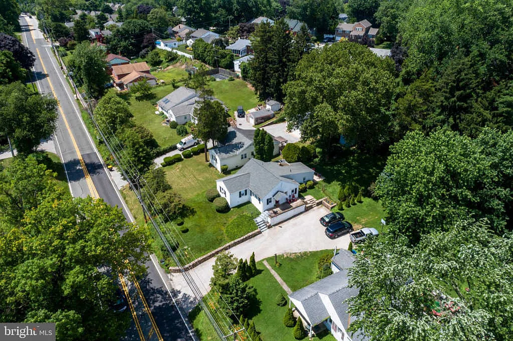 498 S Gulph Rd photo 1