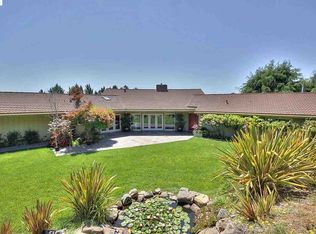5455 Bacon Rd, Oakland, CA 94619