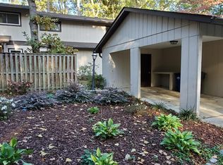 3933 Wendy Ln, Raleigh, NC 27606