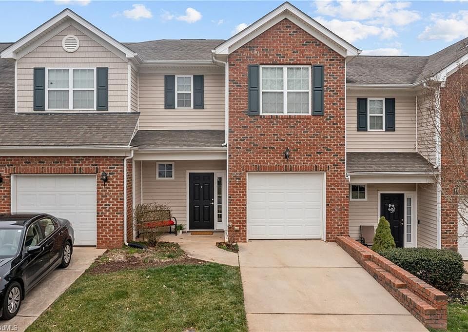 1st image of 621 Oakfield Trl