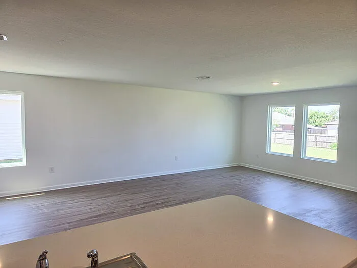 4607 Carlstrom Ln — Photo 4