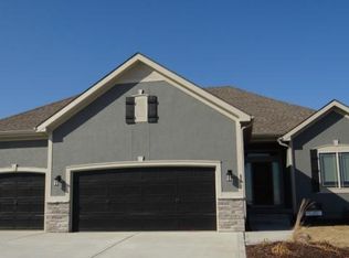 8717 SW 6th St, Lees Summit, MO 64064