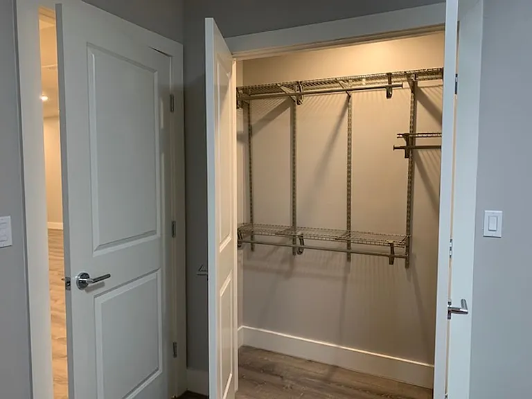 1825 Vernon St NW — Photo 16