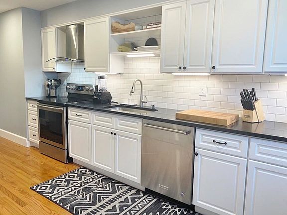 5th image of 234 President Ave #4-4-4