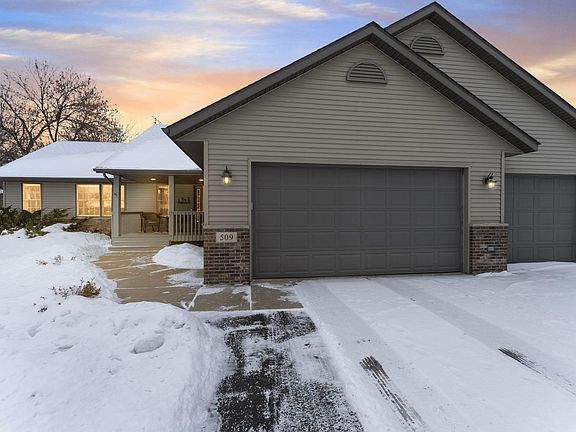 3rd image of 509 9th St SW