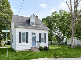 935 W Green St, Mascoutah, IL