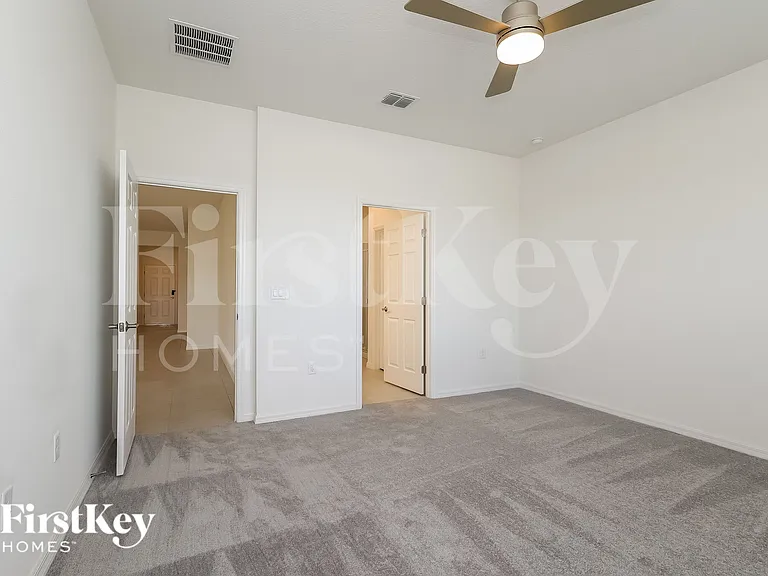 1228 Spokane Point — Photo 8
