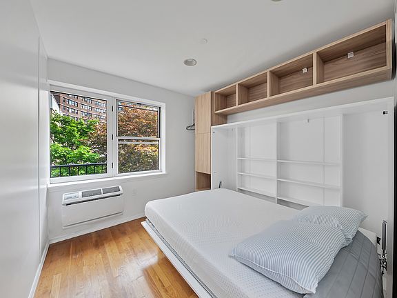 5th image of 229 E 35th St APT 3B