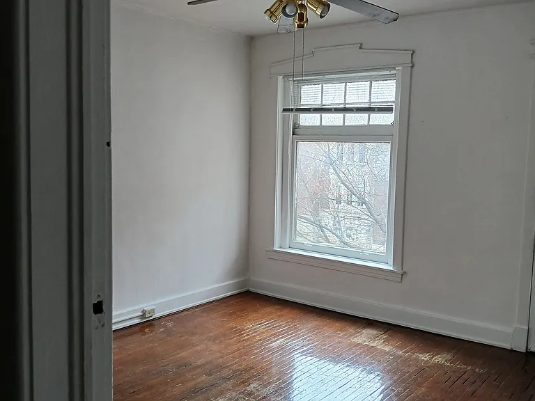 1337 S 3rd St #5 — Photo 2