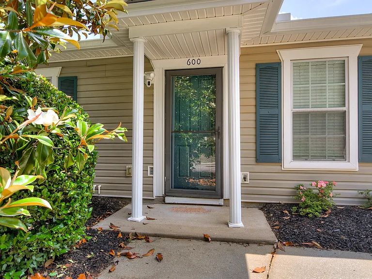 600 Mickelson Way #1 — Photo 1