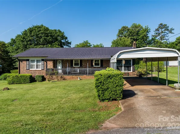 162 Springdale Dr, Spindale, NC 28160