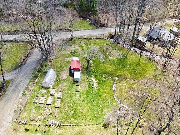 2nd image of 39 Ravenwood Road