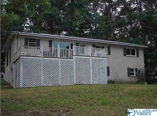 1025 Tumlin Gap Rd, Gallant, AL 35972