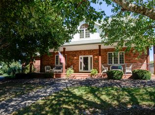 1410 Stonecreek Dr, Nixa, MO 65714