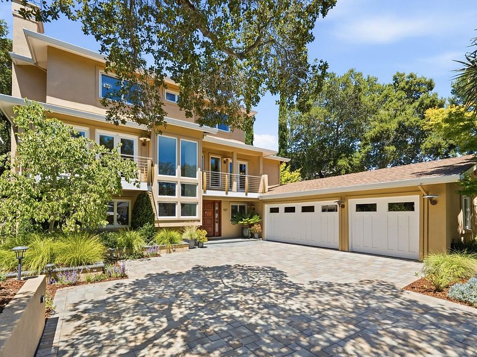 1st image of 927 Wilmington Way