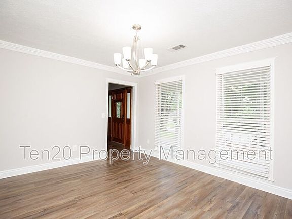 3rd image of 6820 Panstone Dr