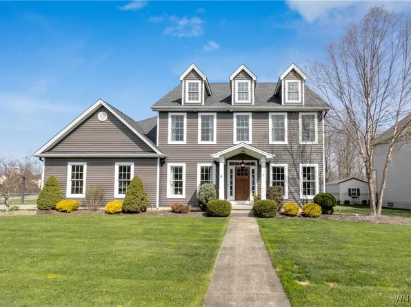 1 Worthington Ln, Lancaster, NY 14086