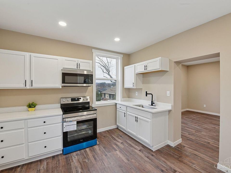 6721 Hillside Ave, Cincinnati, OH 45233 | Zillow
