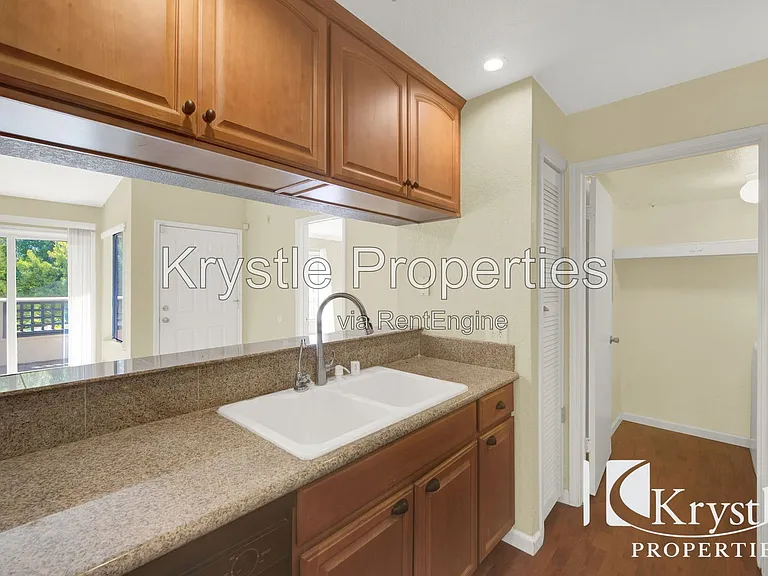 1201 Glen Cove Pkwy #713 — Photo 12