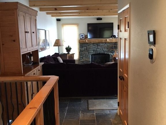 4th image of 194 Hillside Dr #44