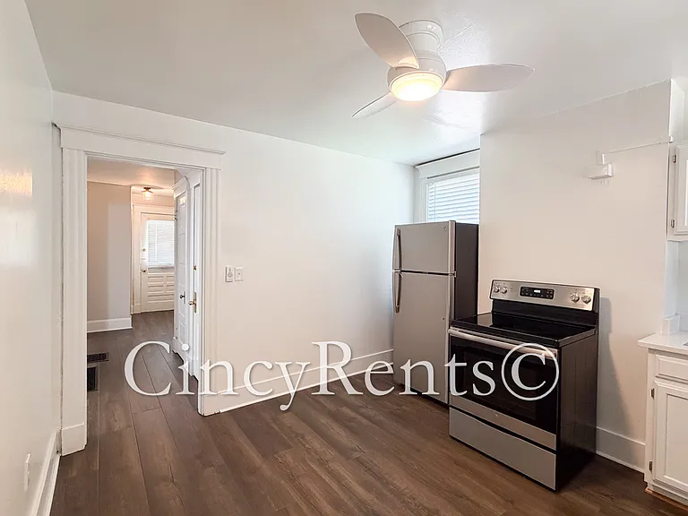 2836 Linwood Ave #1 — Photo 11