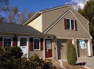 541 North Ave #2, Rochester, MA 02770