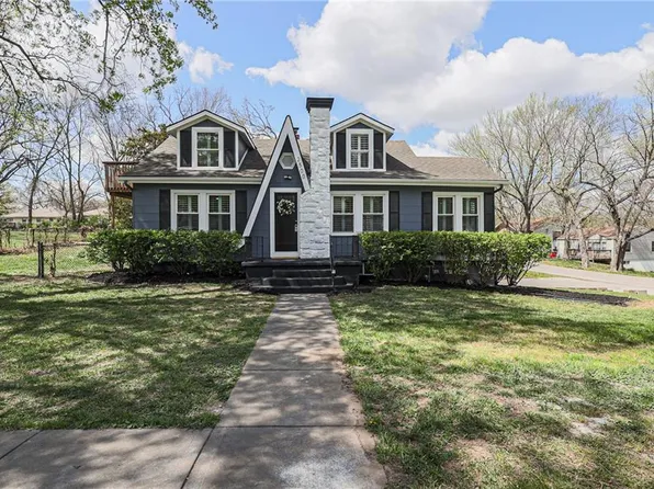 2500 S Scott Ave, Independence, MO 64052