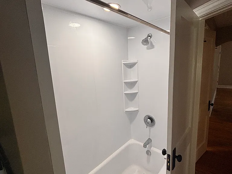 554 Linwood Ave #7 — Photo 5