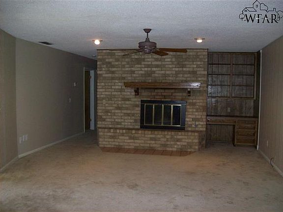 4th image of 1020 Jan Lee Dr