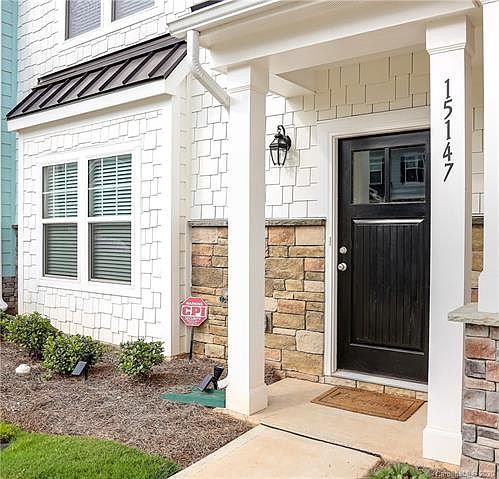 1st image of 15147 Meacham Farm Dr #39