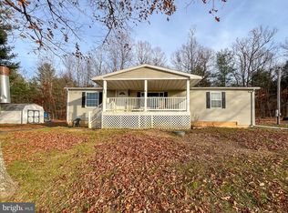 133 Maple Leaf Ln, Hustontown, PA 17229