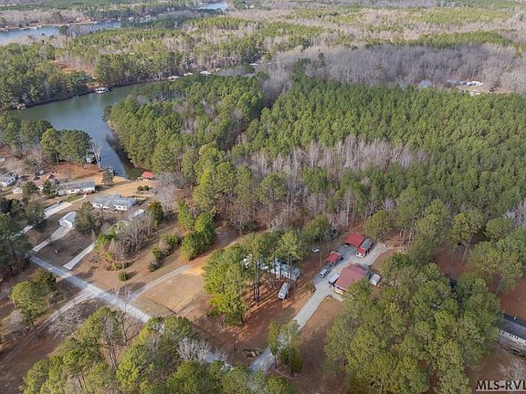 3rd image of 106 W Lizard Bay Dr