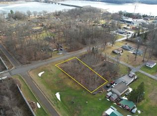 Grandview Rd, Lake Milton, OH 44429