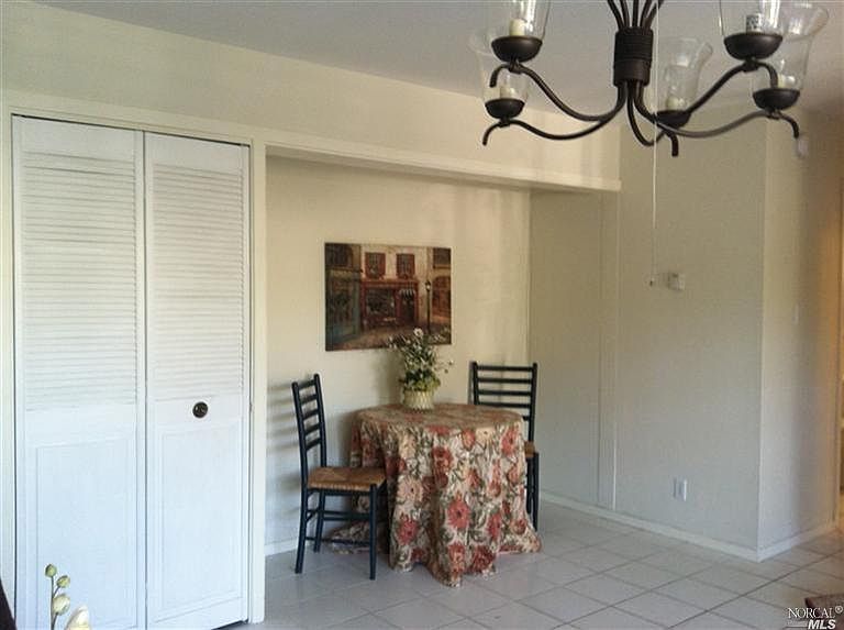 2nd image of 1004 Los Gamos Rd APT B