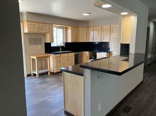 8592 Gate St, Reno, NV 89506