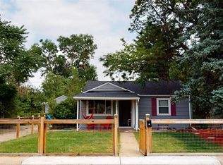 5540 Saulsbury Ct, Arvada, CO 80002