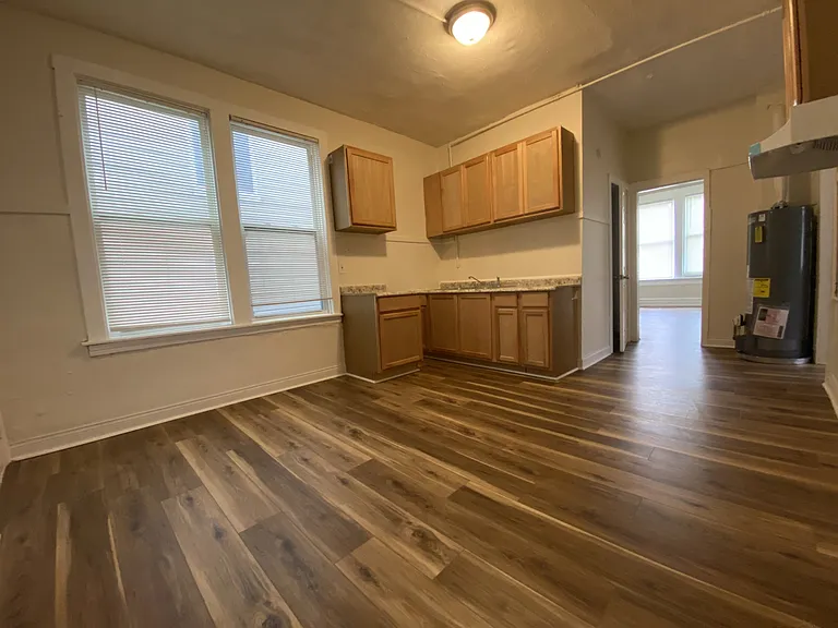 4351 S Honore St #1-F — Photo 5