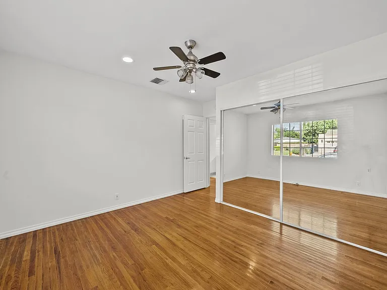 8440 Oakdale Ave — Photo 20