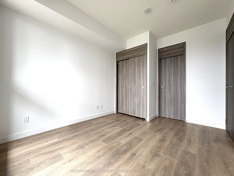 18 Esther Shiner Blvd #1816 — Photo 23