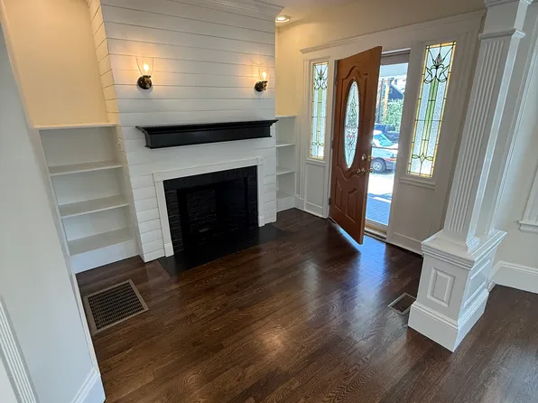 348 School St #1, Watertown, MA 02472