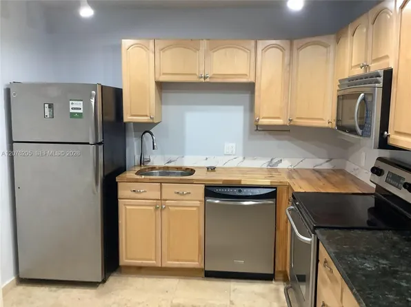 2801 NE 183rd St, Aventura, FL