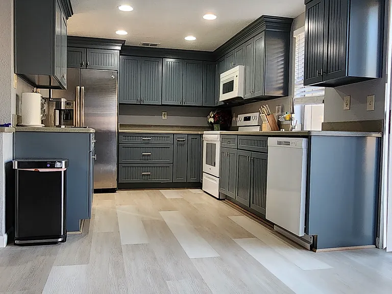 7112 Hayward Dr — Photo 3