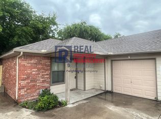125 Stewart Bend Ct #B, Azle, TX 76020