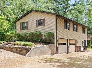615 Missouri Dr, Dixon, IL 61021